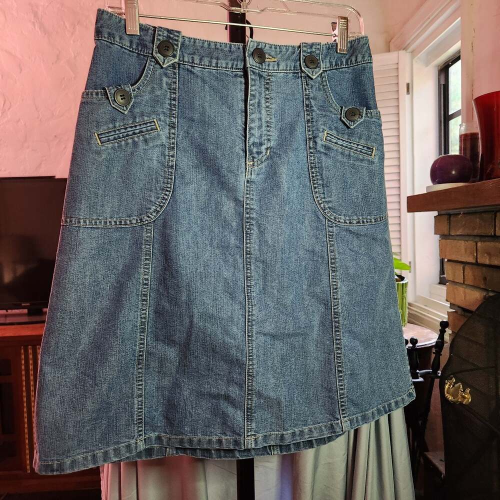 AZUR Vintage Y2K Medium Wash Denim A-Line Skirt with Button Pocket Detail Size 6